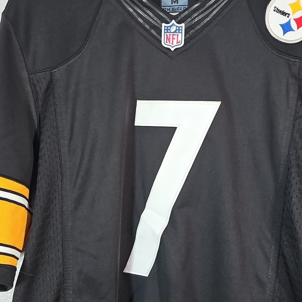 Nike Ben Roethlisberger Pittsburgh Steelers black home jersey. - Picture 4 of 7